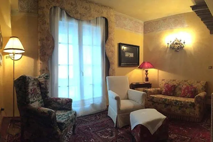 מלון Gabbia D'oro 5*