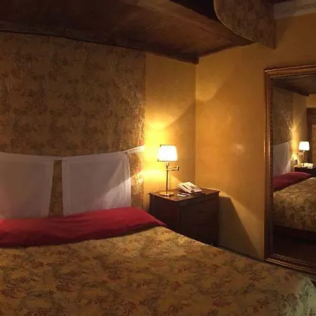Отель Gabbia D'oro 5*