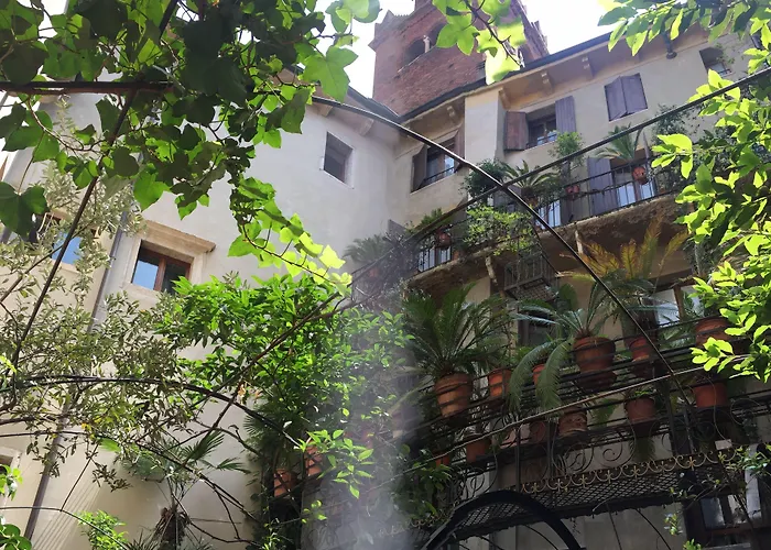 Gabbia D'oro Hotel 5*
